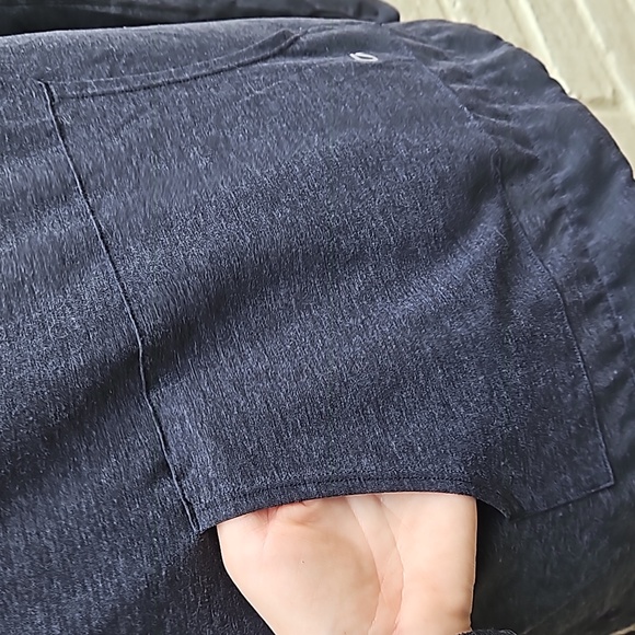 🩷5/$25 bundle GapFit long sleeve hooded top - Picture 3 of 6